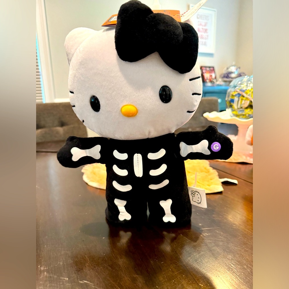 Hello Kitty Halloween Skeleton Side Stepper Musical Decor